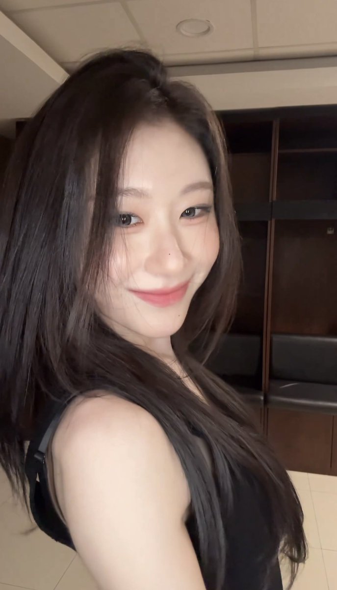 lcr_0605_'s tweet photo. 너무이쁨…😭😭 https://t.co/RaUvy3BCbW