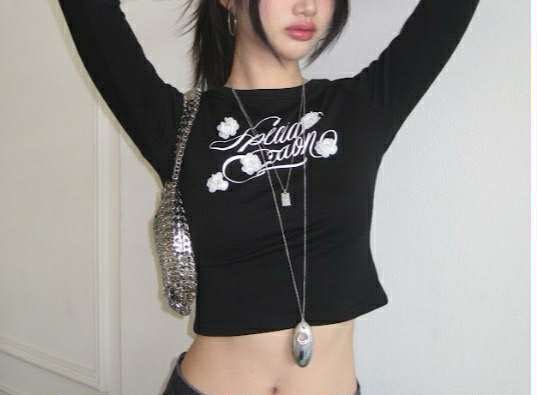 tbpnt2's tweet photo. เสื้อยืดแขนยาว stylist
ราคา 190 (from 420 )
ไซต์ M  อก 31-34 เอว 27-29 ยาว 18 ต้นแขน 15-17

#ส่งต่อเสื้อผ้ามือสอง #ส่งต่อเสื้อผ้ามือ2 #ส่งต่อเสื้อผ้า #เสื้อผ้ามือสอง #เสื้อผ้ามือ2 #โล๊ะตู้ https://t.co/1F8zctrs9m