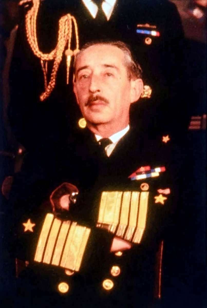 mundo_on_line's tweet photo. “Nosotros no podíamos aceptar el marxismo. Fuimos muy categóricos al señalarle al señor Allende que la Armada jamás aceptaría una dictadura marxista en Chile. No lo aceptábamos, porque el marxismo es la negación de la democracia y de la libertad”, José Toribio Merino 1973. https://t.co/IBz1s4Ce4D