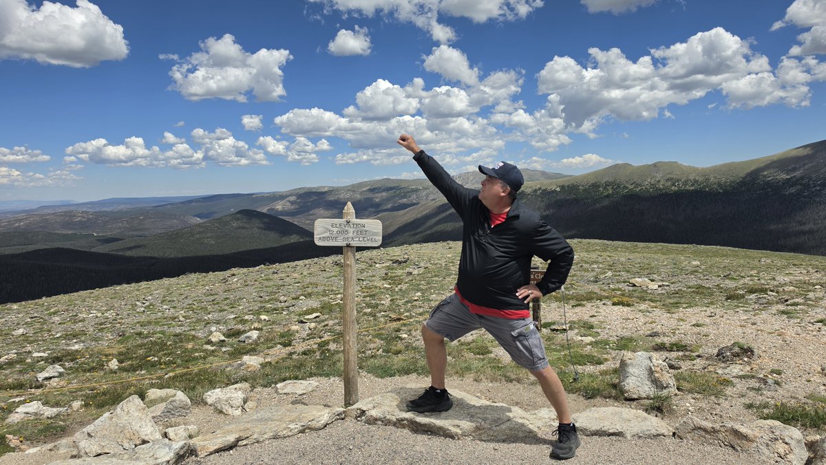 Toups_J's tweet photo. Four amazing #toupspose pictures from @RockyNPS
Headwaters of CO river. Overlook of Bear Lake valley. Alberta Falls. Summit by Alpine Vis Ctr. #GodBlessAmerica Rocky Mnt. Nat. Park #forthewin https://t.co/mJDmIS63Ms