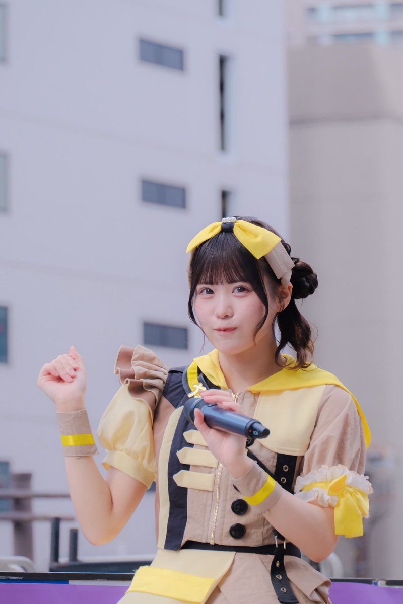 ka8tqp's tweet photo. ヨドバシ梅田　リンクス広場
カラフルスクリーム（＠colorful_scream ）
メジャー3rd Single「きらめき！流星ライナー」リリイベ2部

りなさん💛✨（＠rina__colorful ） https://t.co/GrUCFk5Fxk