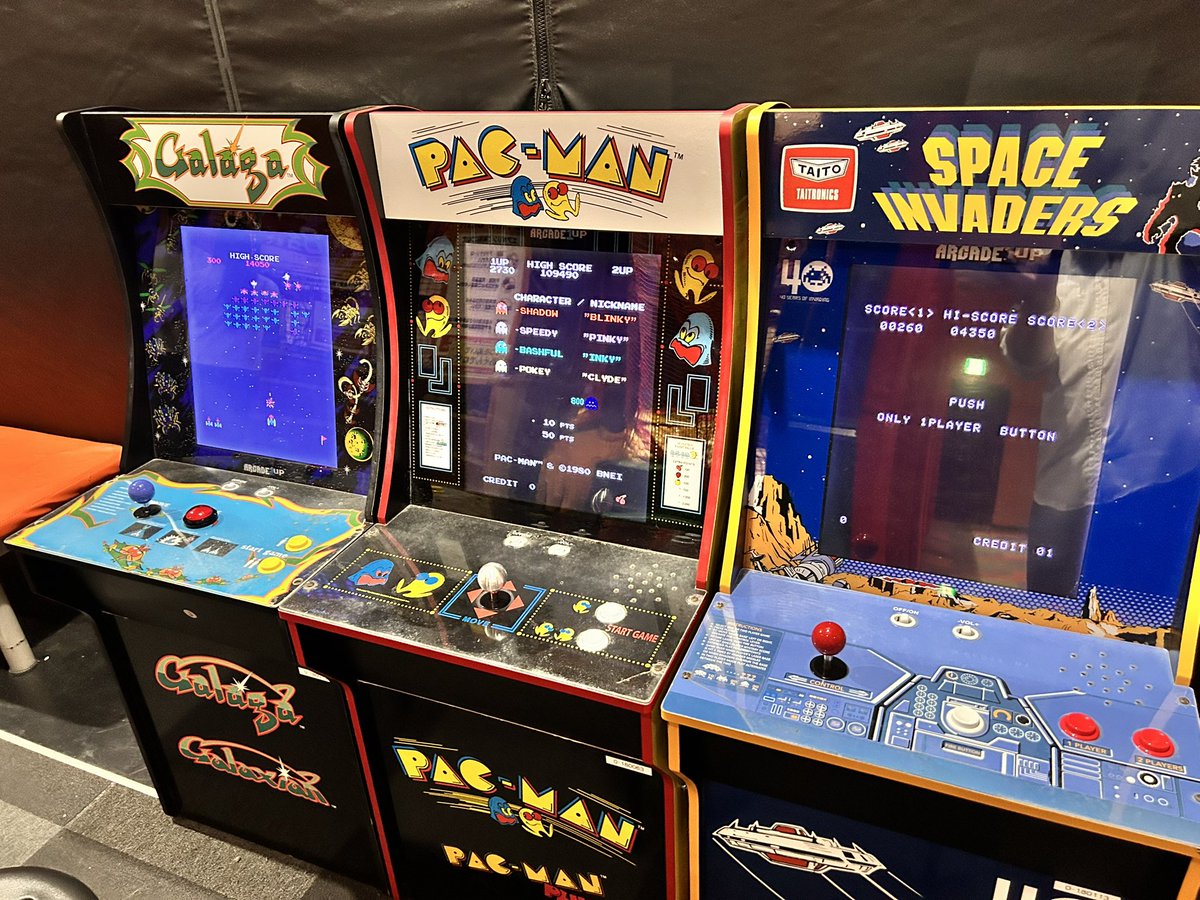 終わってるアーケード スポッチャに置いてあるちょい古アーケードゲームたまんねぇよな！