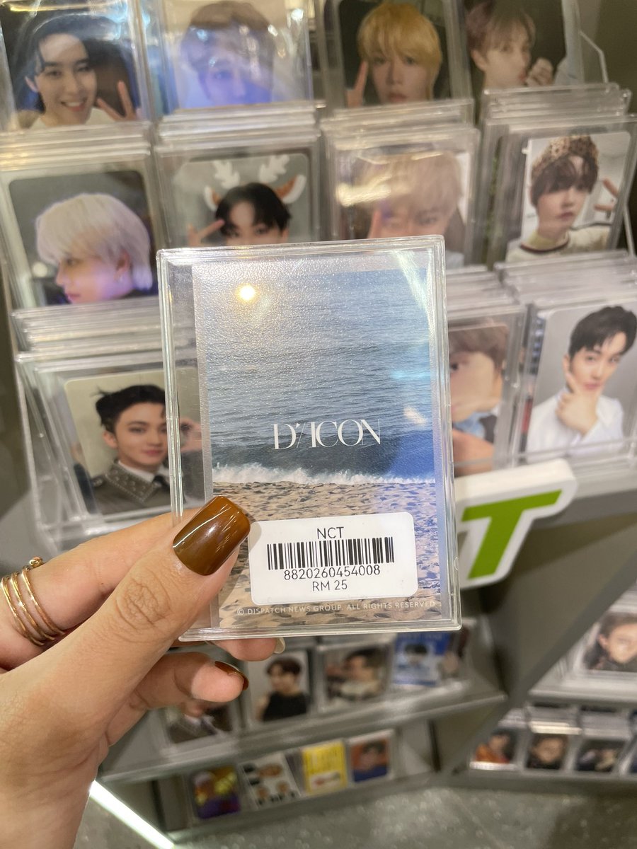 kkultaeraeee's tweet photo. GUNWOOK NCT??! 🤓🤓🤓 https://t.co/dzFUZDaphM