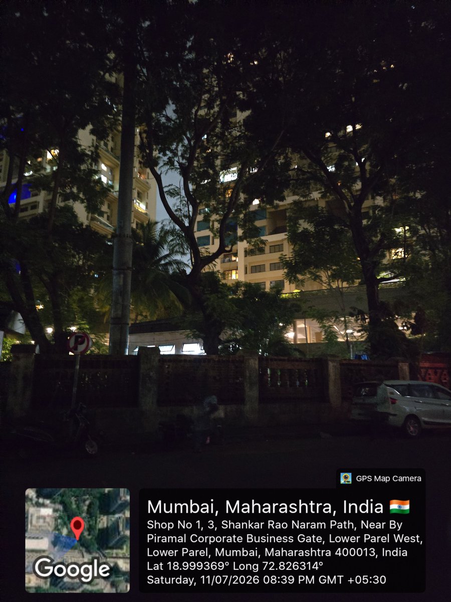 Pxwxnn's tweet photo. @mybmc @mybmcWardGS
Street light near Peninsula Corporate Park, Shankar Rao Naram Path, Lower Parel - 400013 has not been working for the past few days. Kindly look into the issue and resolve it at the earliest for public safety. https://t.co/EdPNkMssF7
