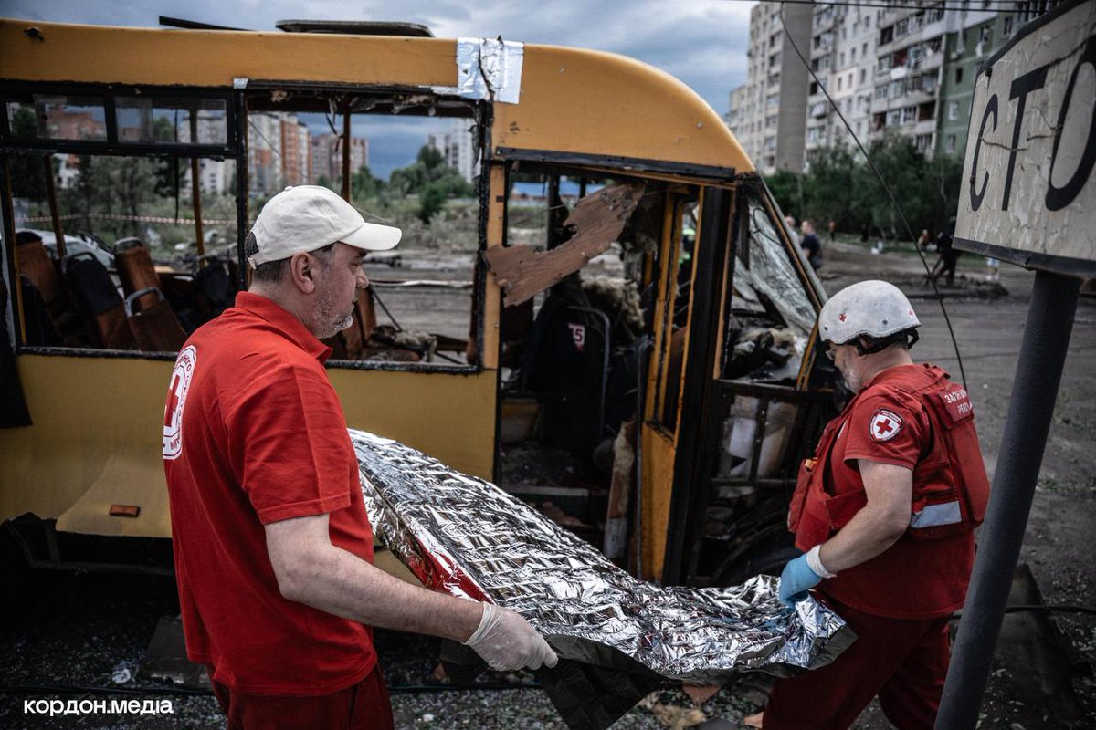 Gerashchenko_en's tweet photo. Russia killed a 13-year-old girl in Sumy today. She was near a public transport stop when Russia struck the city with guided aerial bombs.

Four men were also killed: one was a bus driver, and the other three were standing near the stop.

At least 30 people were injured.

Russia deliberately struck crowded areas.

Russia is a terrorist state.