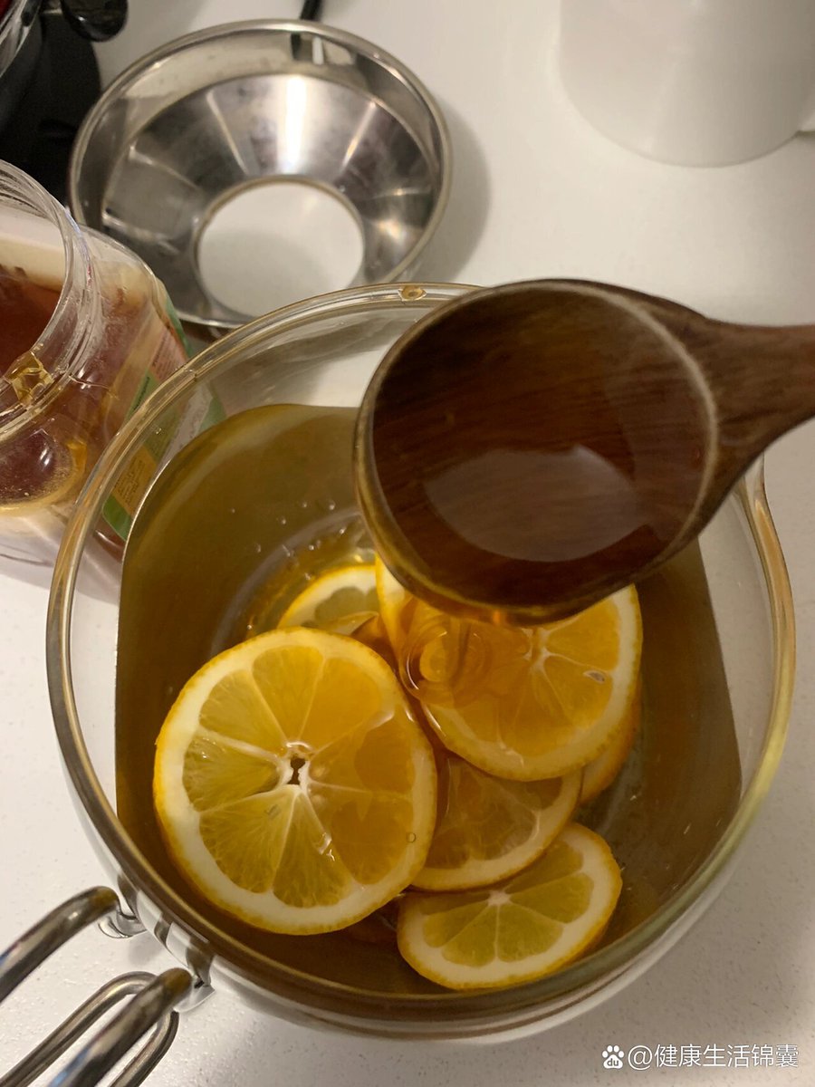 CathyPeter's tweet photo. Start your day with a 5-minute stretch and a glass of warm lemon water—small daily habits lead to big health wins! https://t.co/p10OkGHf5B