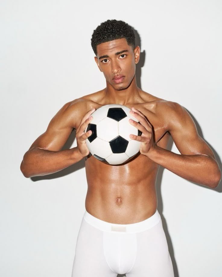 dollpiastri's tweet photo. this but his briefs are off and only the ball is covering him #walkwithme https://t.co/u9IQrrGt3m