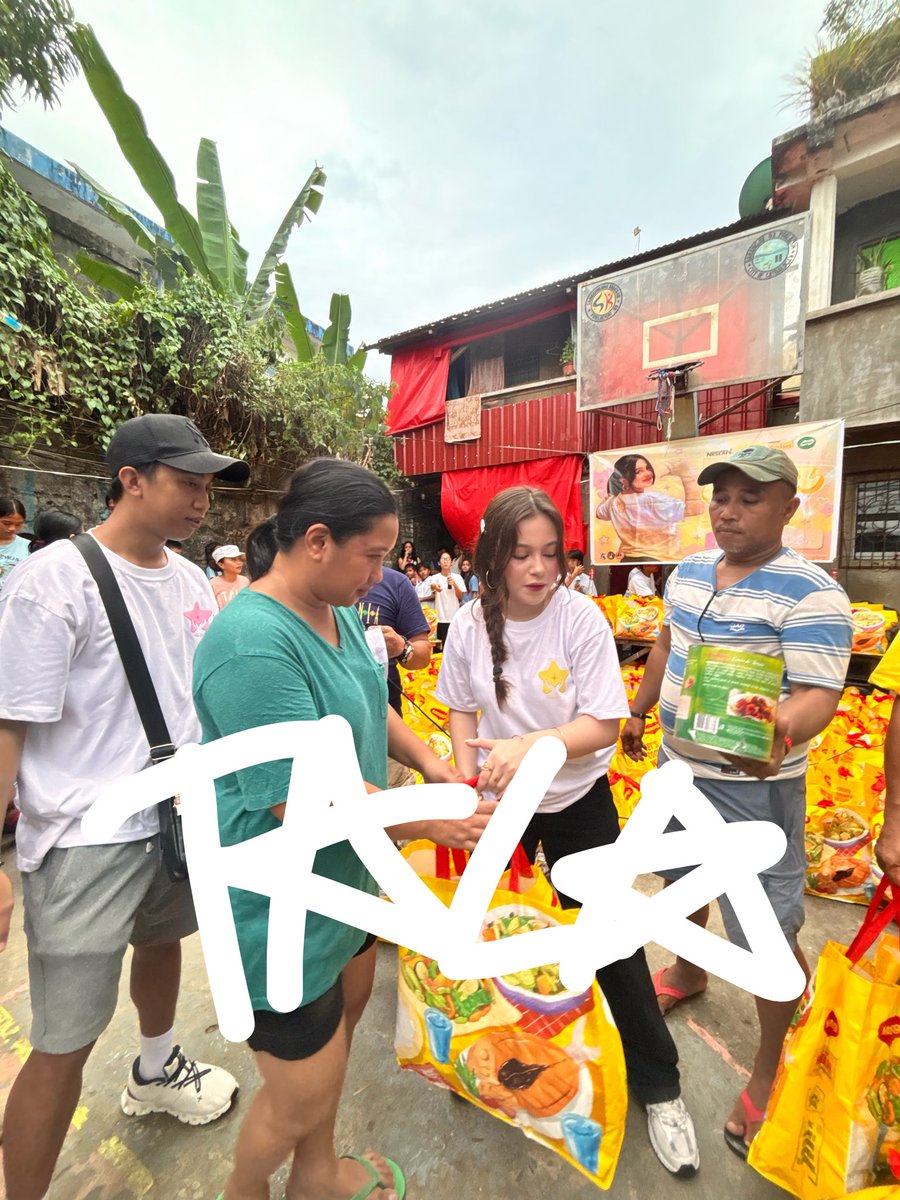 Duskg_'s tweet photo. Yayy success na naman!!
TALAGIVES IN SAMAR
#BDAYOutreachWithNestle https://t.co/TyBRP0BJOH