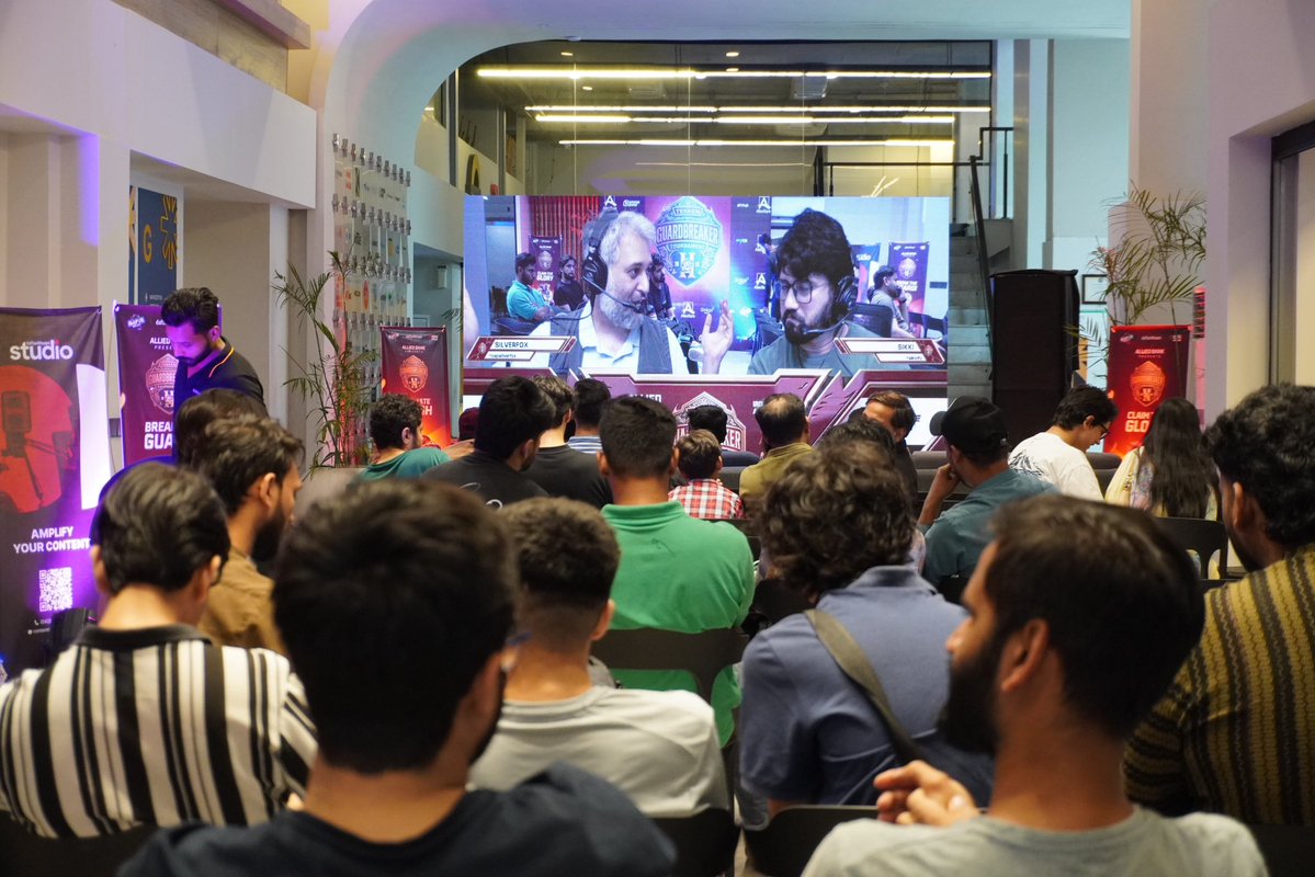 Daftarkhwan's tweet photo. Check out the highlights of the Guard Breaker II tournament presented by ABL, powered by Raptor Wallet, Game Bird, Ginkgo and Sting, hosted at Daftarkhwan | Boulevard.

Join us for Day 2 tomorrow and don't miss a moment of action! 🎮 https://t.co/ROhkloQM3k