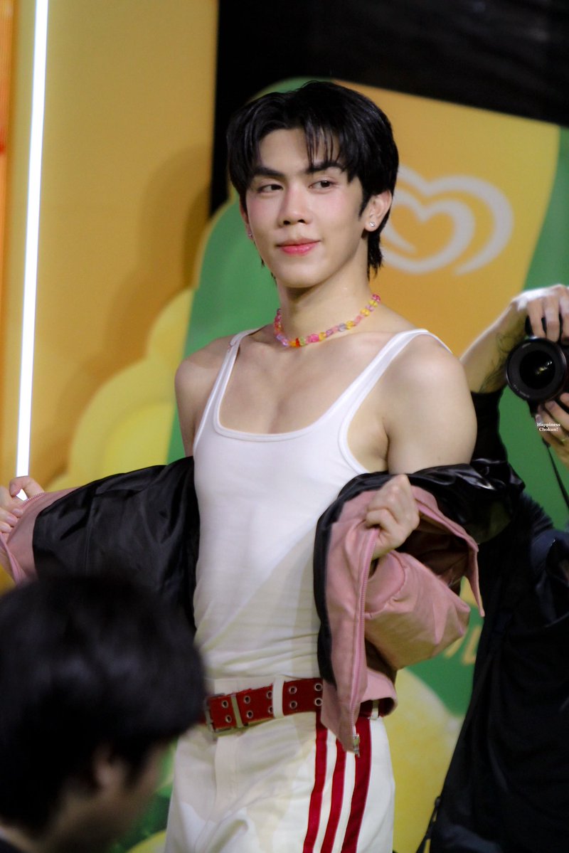 happinesschokun's tweet photo. Cause I'm too perfect, I'm ma Baddie✨

#IceBallxPROXIE
#PROXIEChokun https://t.co/sXqfjNzNa2