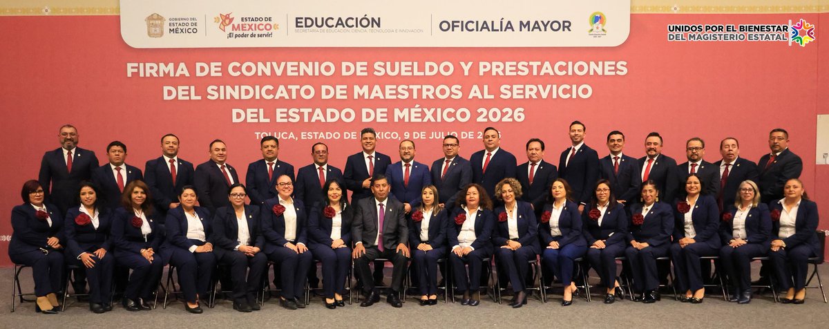 SMSEMmx's tweet photo. La firma del Convenio de Sueldo y Prestaciones 2026 testimonia el trabajo coordinado entre la dirigencia del Prof. Jenaro Martínez Reyes, Secretario General del #SMSEM, y el mandato humano de la Mtra. @delfinagomeza, Gobernadora del Estado de México. https://t.co/irJuSB3rT4