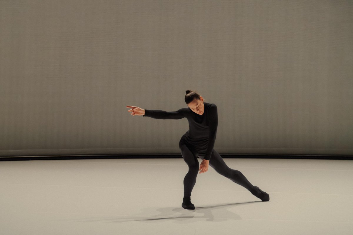 LincolnCenter's tweet photo. Take a look back at TORDRE by Rachid Ouramdane, presented at the inaugural Lincoln Center Contemporary Dance Festival! Presented as part of the Pasculano Collaborative for Contemporary Dance, with the support of Dance Reflections by Van Cleef &amp; Arpels.

📸: Lawrence Sumulong https://t.co/0Kr6yNsfDd