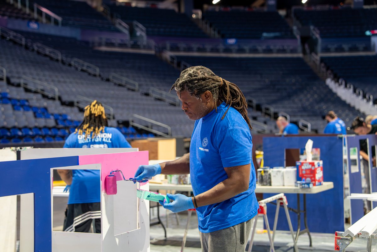 BlueJacketsNHL's tweet photo. Our @HabitatMidOhio Playhouse Project Build Day is officially underway!

With over 75 amazing @cmwcarpenters volunteers, 10 custom designs and a LOT of paint, we’re kicking off a really special day on our arena floor 🤩 https://t.co/KsmSRh9OPc