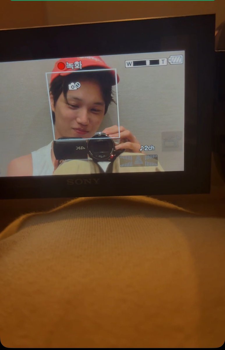 caansumsu's tweet photo. Jonginim https://t.co/XIBlsncQZn