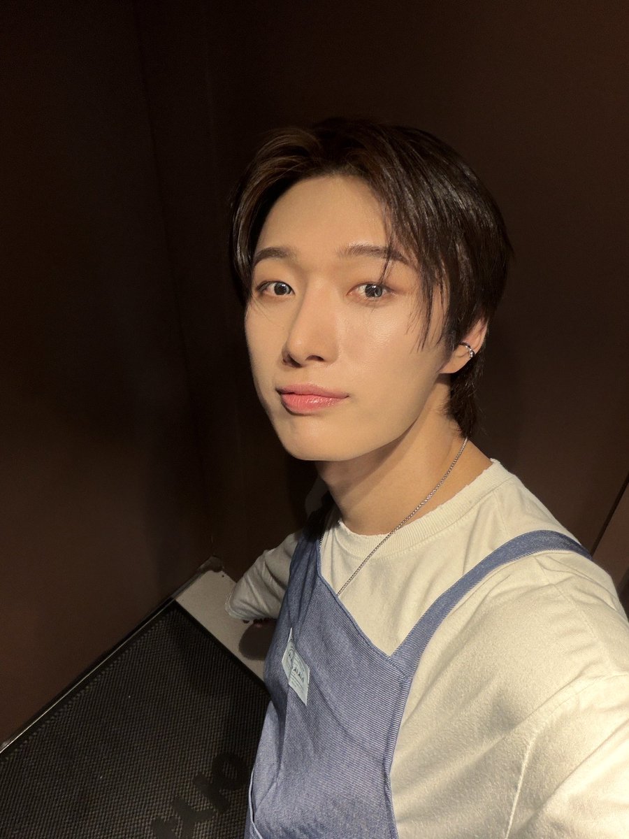 OmegaX_members's tweet photo. [#OX]

오늘은 카페 알바😆

#OMEGA_X #오메가엑스
#재한 #JAEHAN https://t.co/z4Q0ZdJFPB