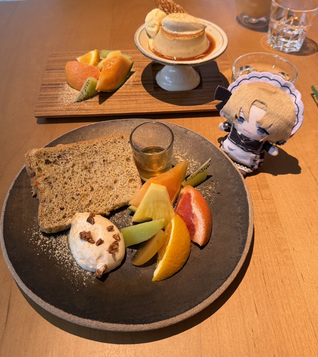 Eg7aA's tweet photo. 🍰🌲🏠 https://t.co/FiSlJyF5Mv