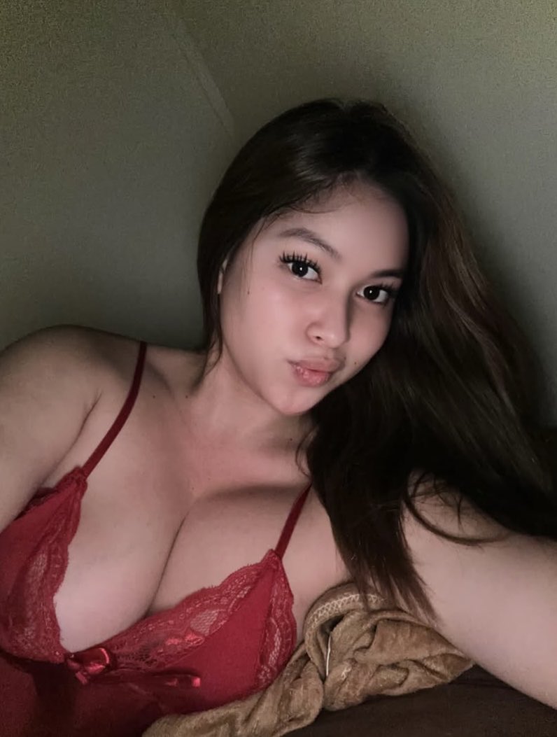 Ciiaaay3's tweet photo. happy wekeend all :) https://t.co/A2rscnDDC3