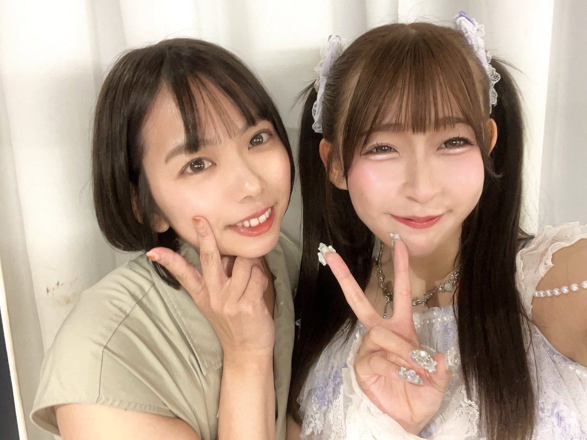 coco423_'s tweet photo. だいすきみっぽが遊びに来てくれたよっ！！
あとね、このお写真もみっぽに撮ってもらったの！やっぱりみっぽがとってくれるお写真はとっても可愛い好き︎🫶💕

美容院行きたてほやほやで会えたのも嬉しかった！！また会いきてねご飯も行こうね🥹
すっごく嬉しかった！！！！！ https://t.co/eyopsbqPxm