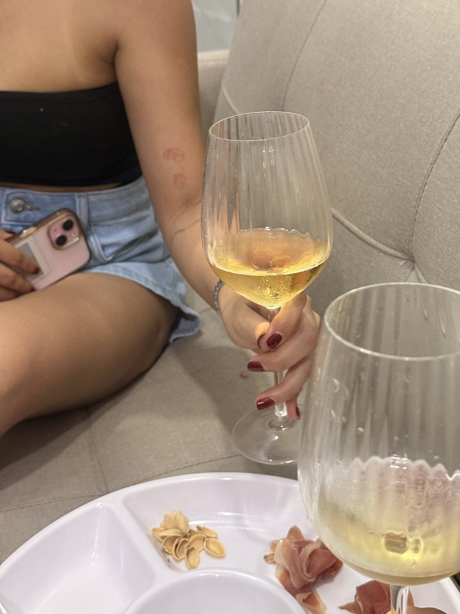 DuranThaly's tweet photo. A la vida gracias por darme tanto 💗 https://t.co/s7ij5BLHdC
