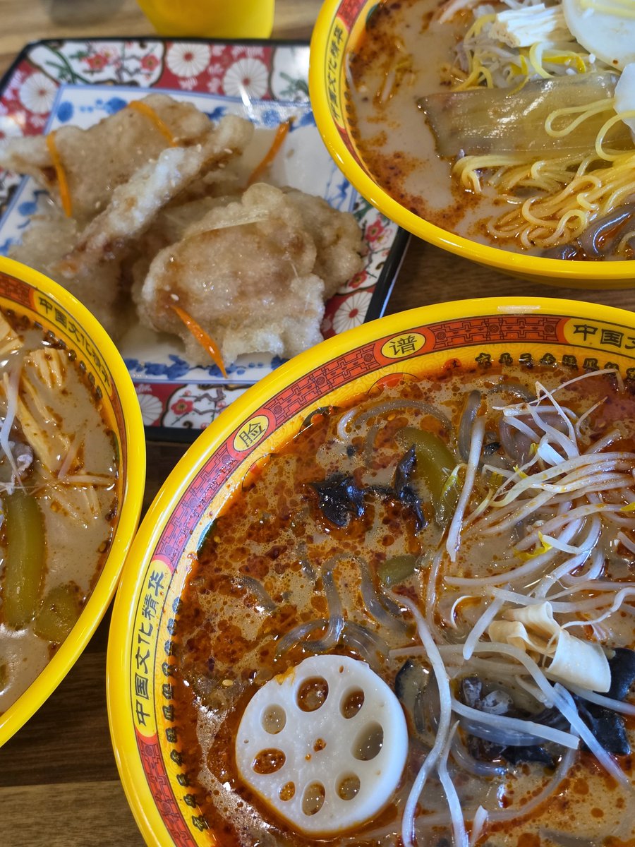 deep1uv's tweet photo. 낮에는 말랑이 사러 갔다가 마라탕 먹고 
저녁에는 스테이끼 썰었던 하루 🥢 https://t.co/upKFYQYlvI