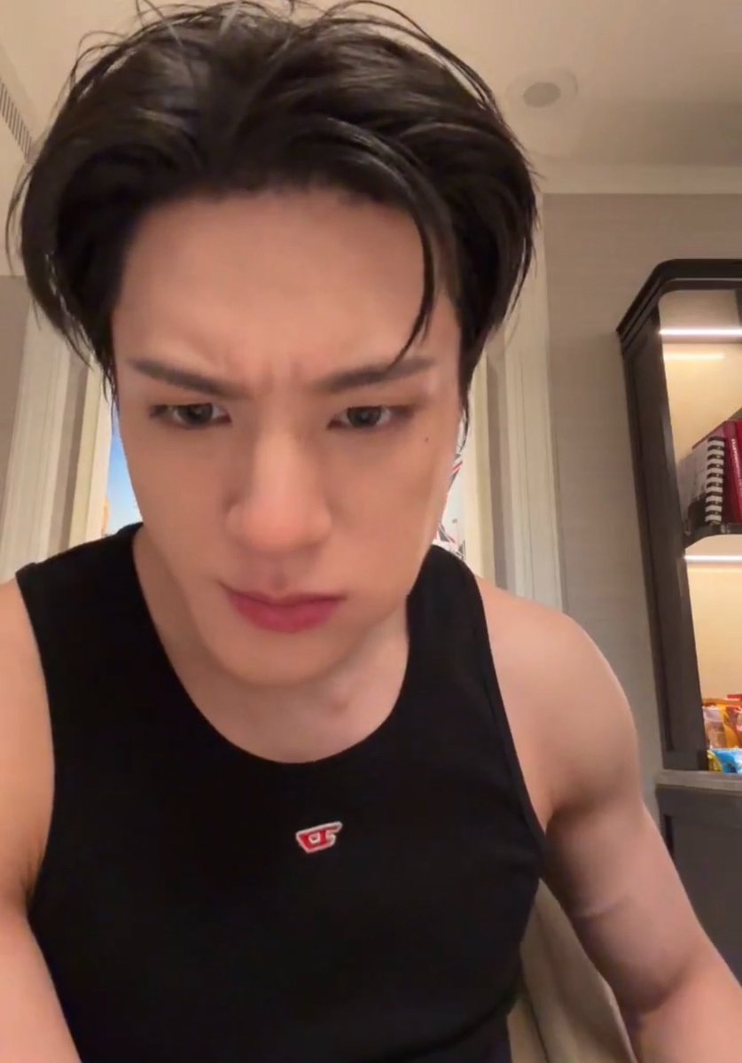 ppolyjenn's tweet photo. วีนคูณ2 https://t.co/36OEDu20xk