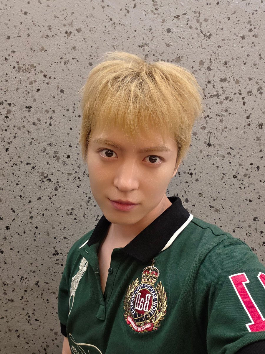 OmegaX_members's tweet photo. [#OX]

즐거운 시간이였다! 

#OMEGA_X #오메가엑스 
#휘찬 #HWICHAN https://t.co/CwWrkOnmn7