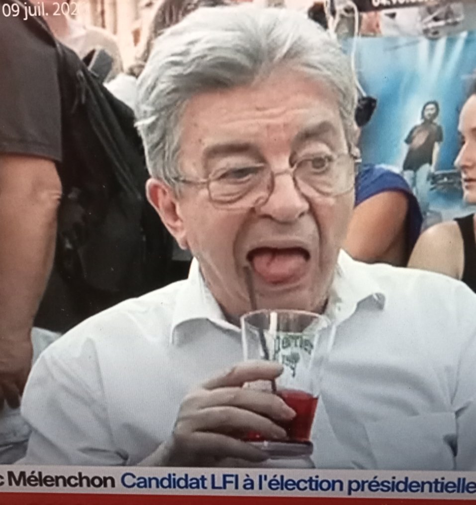 hamzari55's tweet photo. @Padrouga Votez pour lui JAMAIS! https://t.co/0u9iq9tLGc
