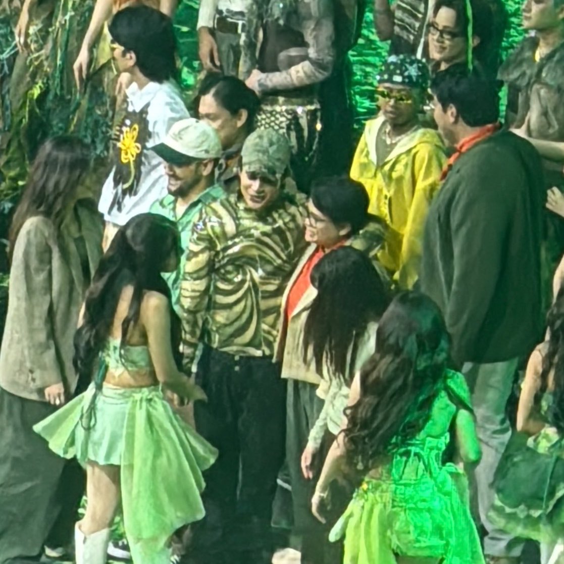 intosb19ken's tweet photo. cute cute talaga ni ken pagkasama niya ben&amp;ben🥹🤍

SB19 HEADLINES OPM CON
@SB19Official #SB19
#SB19ForAllGenerations https://t.co/hCyIYLlxhr