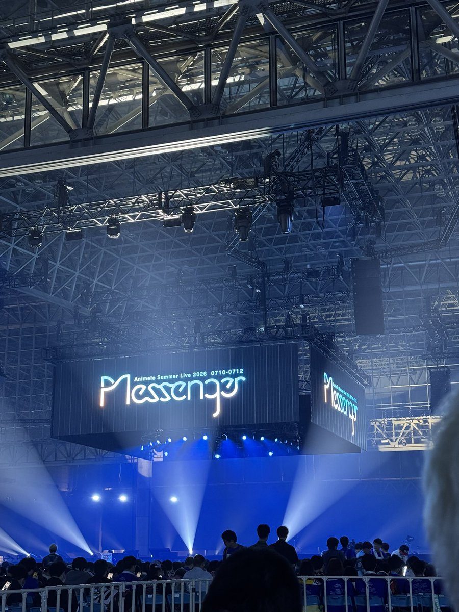 kappa564's tweet photo. ハニキャに誘われて11年振りにアニサマに行って来た〜
小野Dのまっがーれ↓スペクタクルを生で聴けて最高だったし、
ゆいかおりを観れたのも最高だった！ https://t.co/bAjiAkqyuw