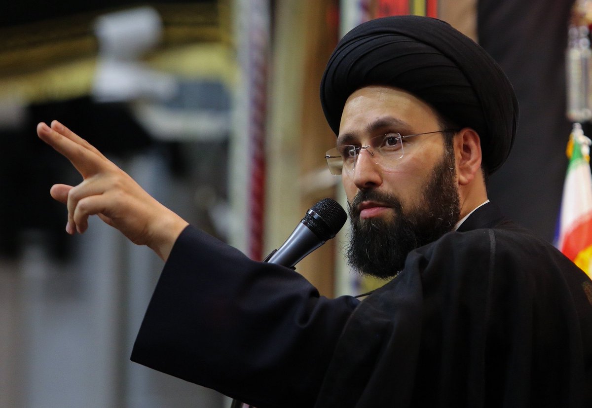 Seyedbaloch_ir's tweet photo. دوباره مثل اوایل انقلاب؛ خمینی و‌ خامنه ای ترکیب برنده جمهوری اسلامی! https://t.co/HnBRy3UYi5