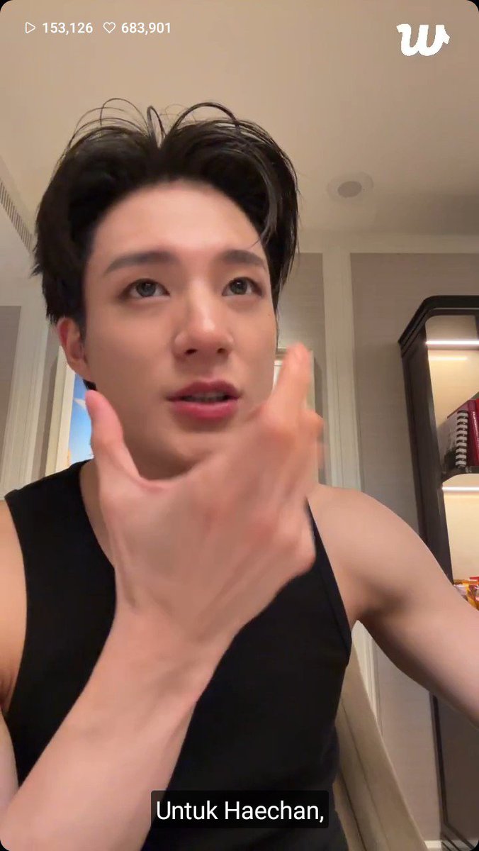 jaeshmin's tweet photo. eh ini org ganteng lg makan yah https://t.co/l0IH0I2V2e