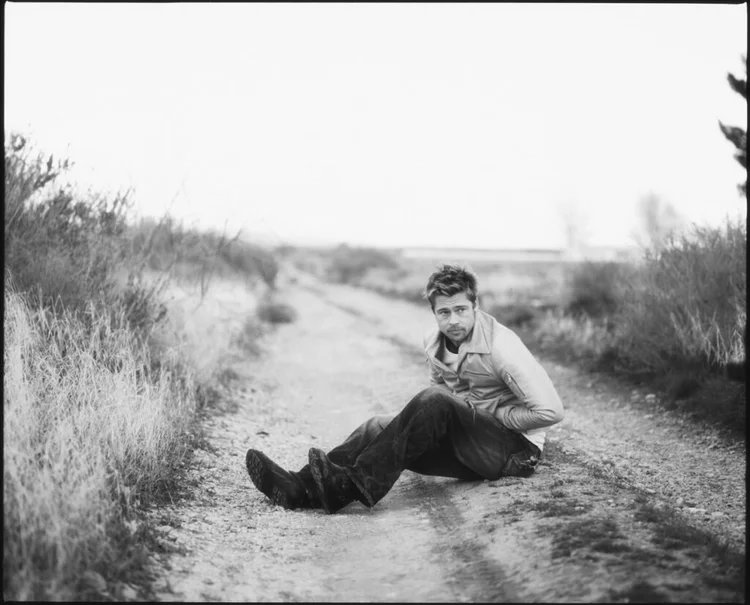 jimfakeshow's tweet photo. Tuesday on a brand new Fake Show Podcast, my guest is legendary photographer, Timothy White, whose work has been featured in @VanityFair, @RollingStone , @esquire and more. His subjects include Harrison Ford, Brad Pitt, and Dolly Parton to name a few. https://t.co/FEbzOjDq93