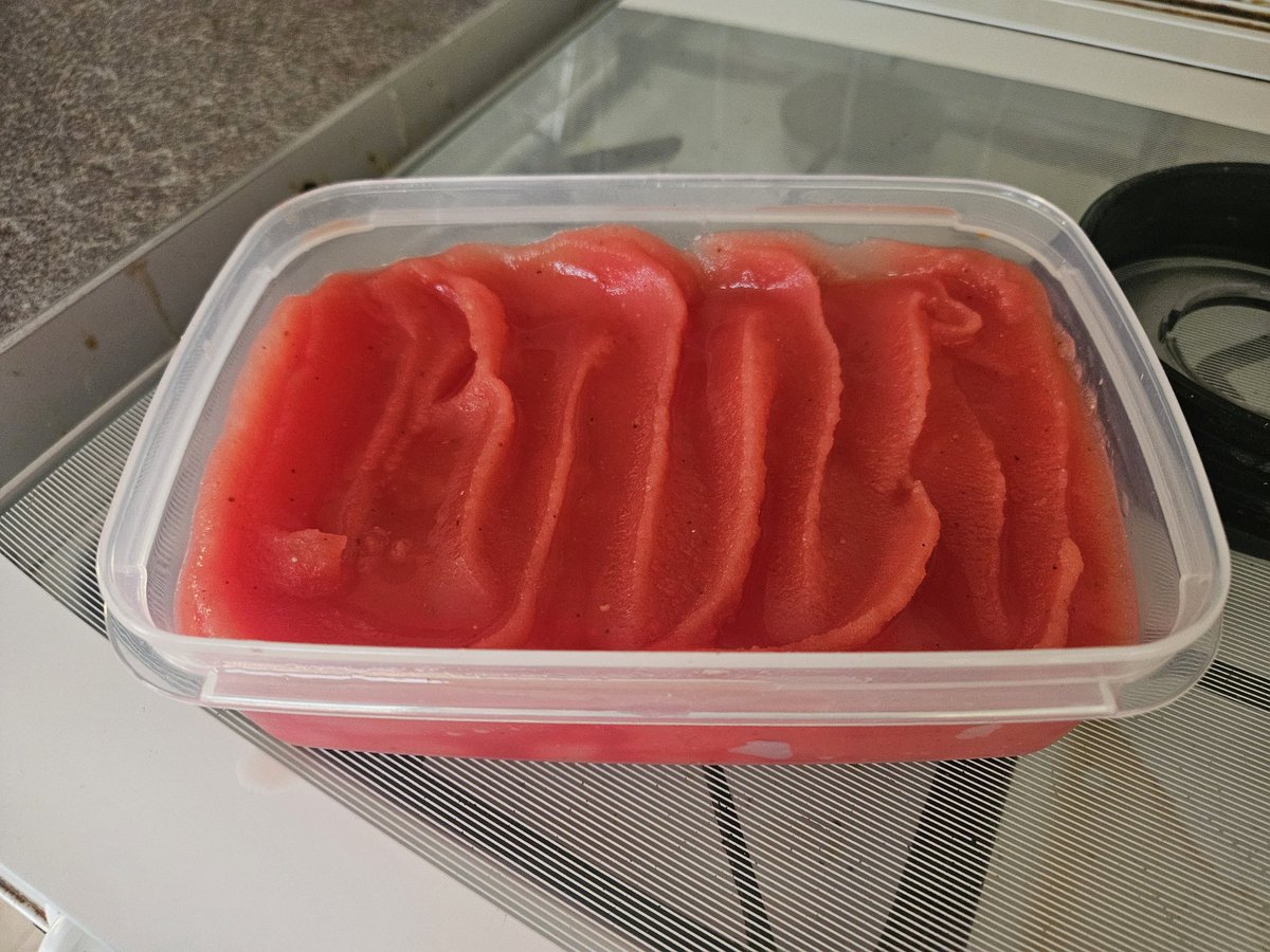 cdiffey9's tweet photo. Made some watermelon sorbet for the uk heatwave https://t.co/2xG0DfGWIB