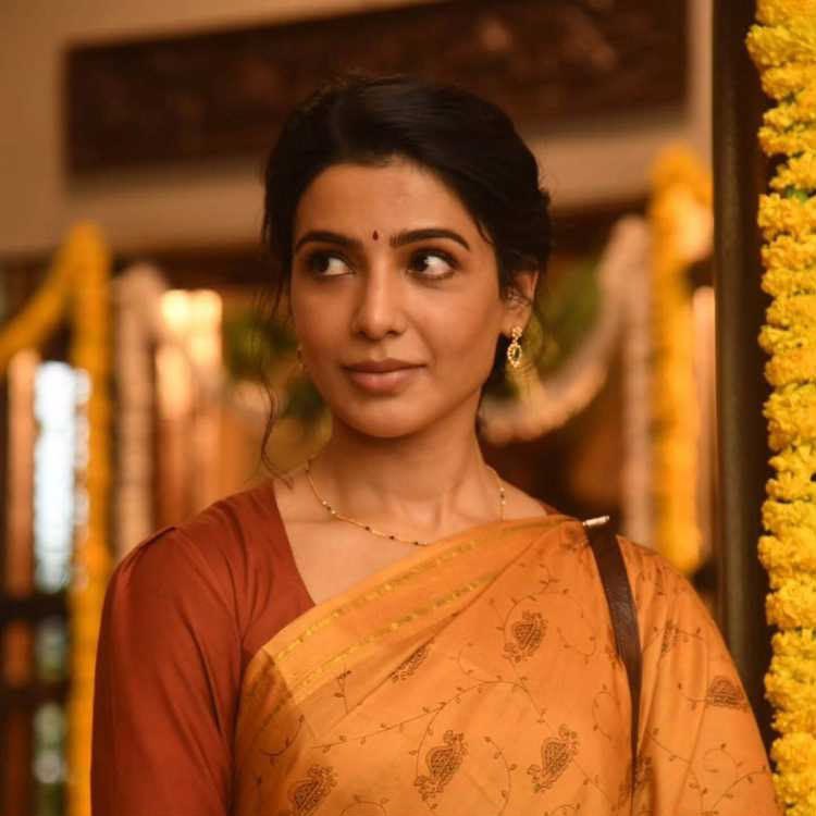 idlebrainjeevi's tweet photo. History is one day away❤️‍🔥

#MaaIntiBangaaram is set to become the first female-led Telugu film to cross ₹100 crore worldwide.

inflated ticket prices ❌
backed by a franchise ❌
✅Just strong storytelling ✅sustained audience love
✅ film that refused to accept the limits placed on it.

Congratulations @Samanthaprabhu2, Raj, Nandini Reddy and team members 🔥