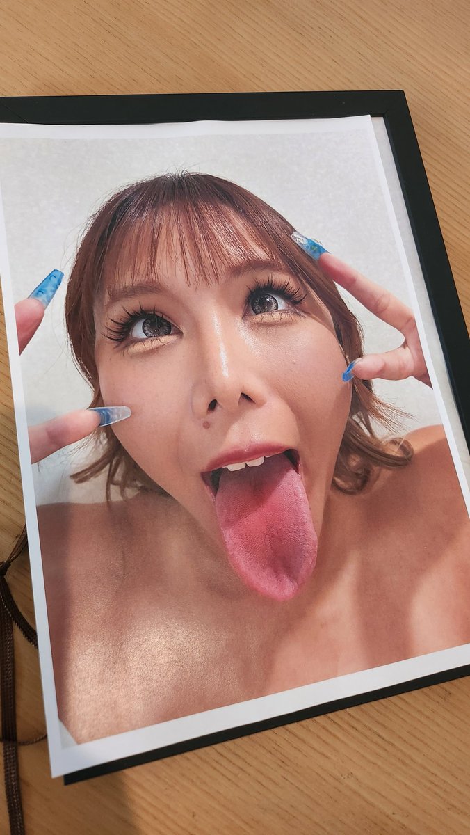 cstwza100's tweet photo. 阿黑颜 https://t.co/SwX6NRpb7Y