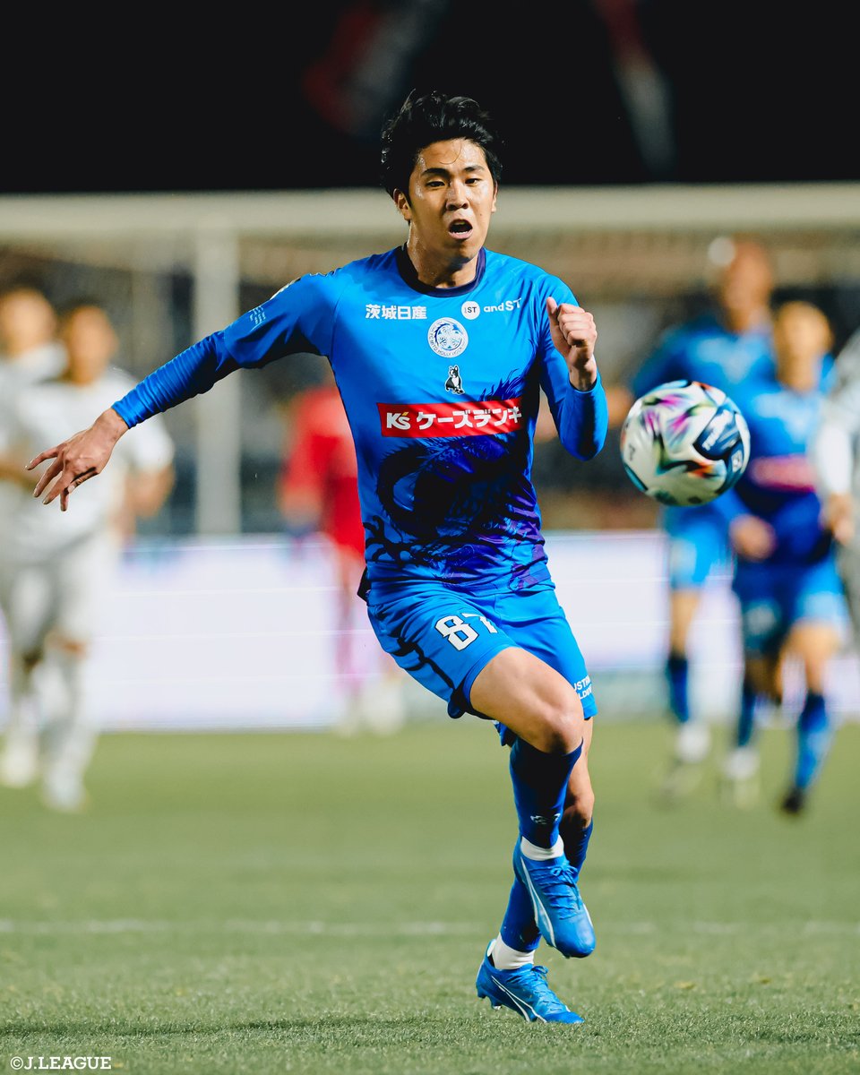 J_League's tweet photo. 🎂 HAPPY BIRTHDAY 🎂

本日7月12日は
水戸ホーリーホック
五木田季晋 選手の22歳の誕生日です👏

五木田選手、
おめでとうございます🎊

@hollyhock_staff
#Ｊリーグ https://t.co/xUd0MAa0Bv
