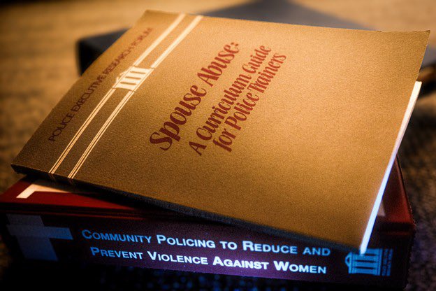 PoliceForum's tweet photo. Trending: What are the best practices for preventing, responding to, and investigating intimate partner violence? https://t.co/lK9APcQ8JI https://t.co/bamkU1iepg