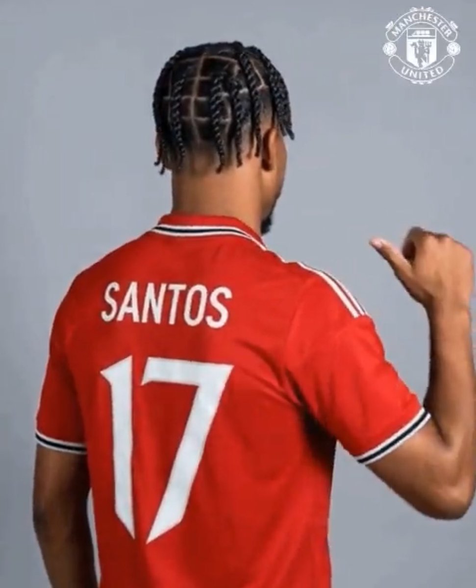 UtdITK's tweet photo. 🚨 BREAKING!

Santos is Manchester United’s no17! https://t.co/LuoZDYcLI4