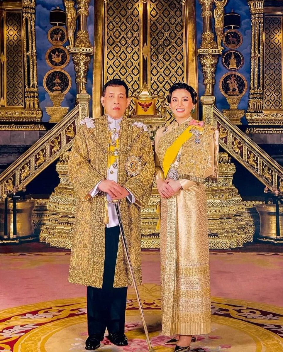 HupzdNM9qWxEwUq's tweet photo. - #เรารักสถาบันพระมหากษัตริย์
- #ทรงพระเจริญ https://t.co/CKJLggydPN