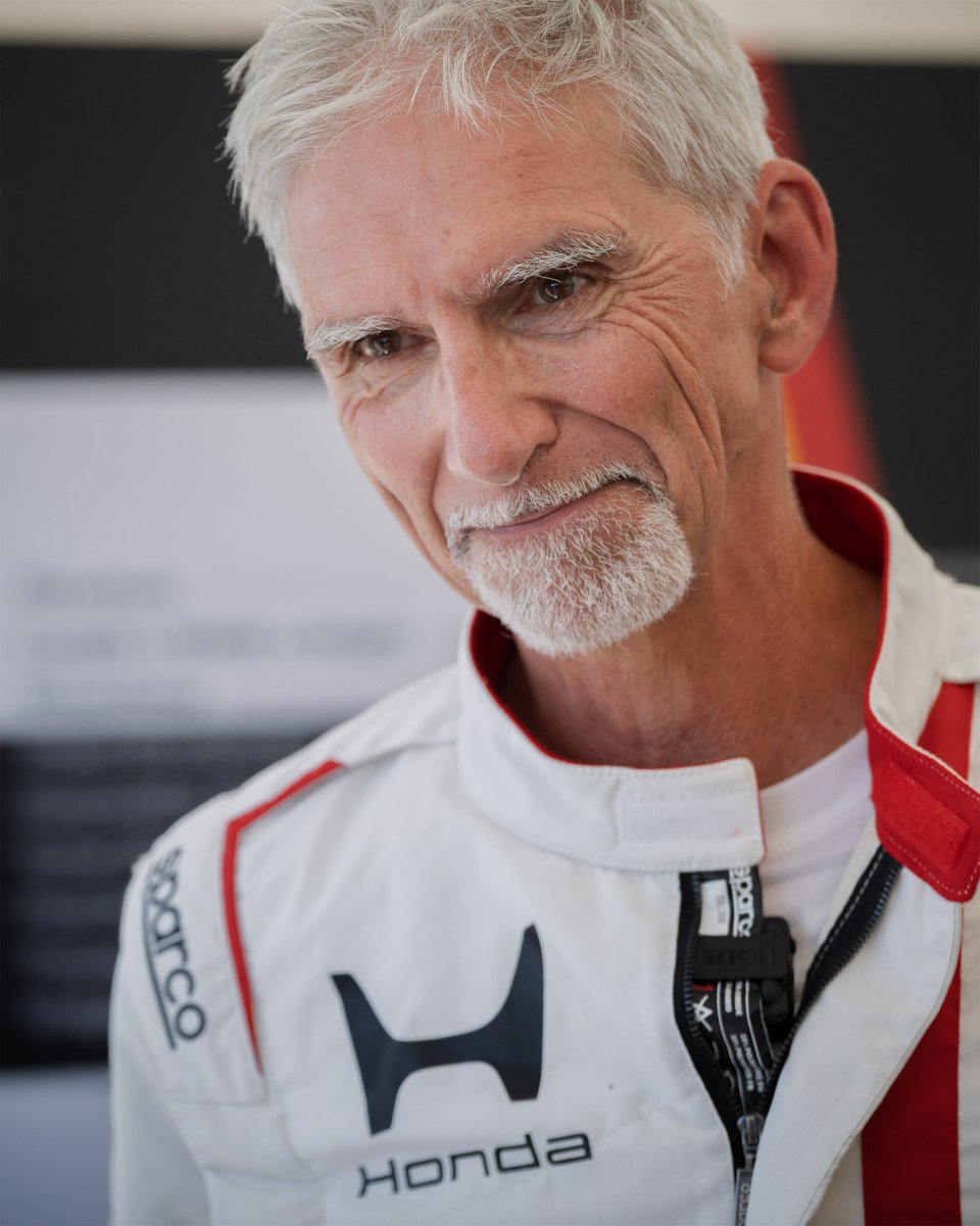 HondaRacingF1's tweet photo. Smiling faces at #FOS. https://t.co/avZG4OhMJ6