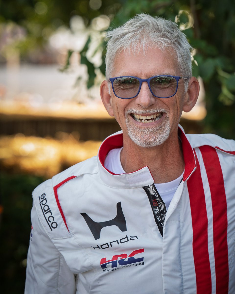 HondaRacingF1's tweet photo. 🤗 https://t.co/4XbpnSuD5t