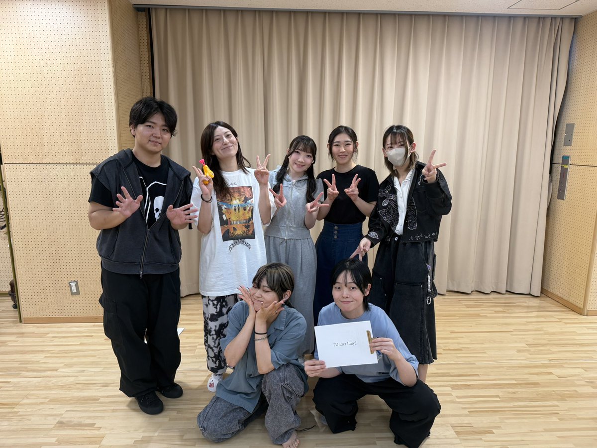 disgooniews's tweet photo. 【＃アントレ 稽古場日誌】
本日は、
A：「イド-Incorporate」
C:「Under Lilly」
E:「群星と命運の歌」のメンバーを📸

皆さまのご来場を心よりお待ちしております🏴‍☠️✨
🎫https://t.co/FB8Li0jYhB
詳しくは、公式HPをCHECK✨
https://t.co/V41cmopijB
#DGWS #ディスグーニー https://t.co/60vvaD3PQ5