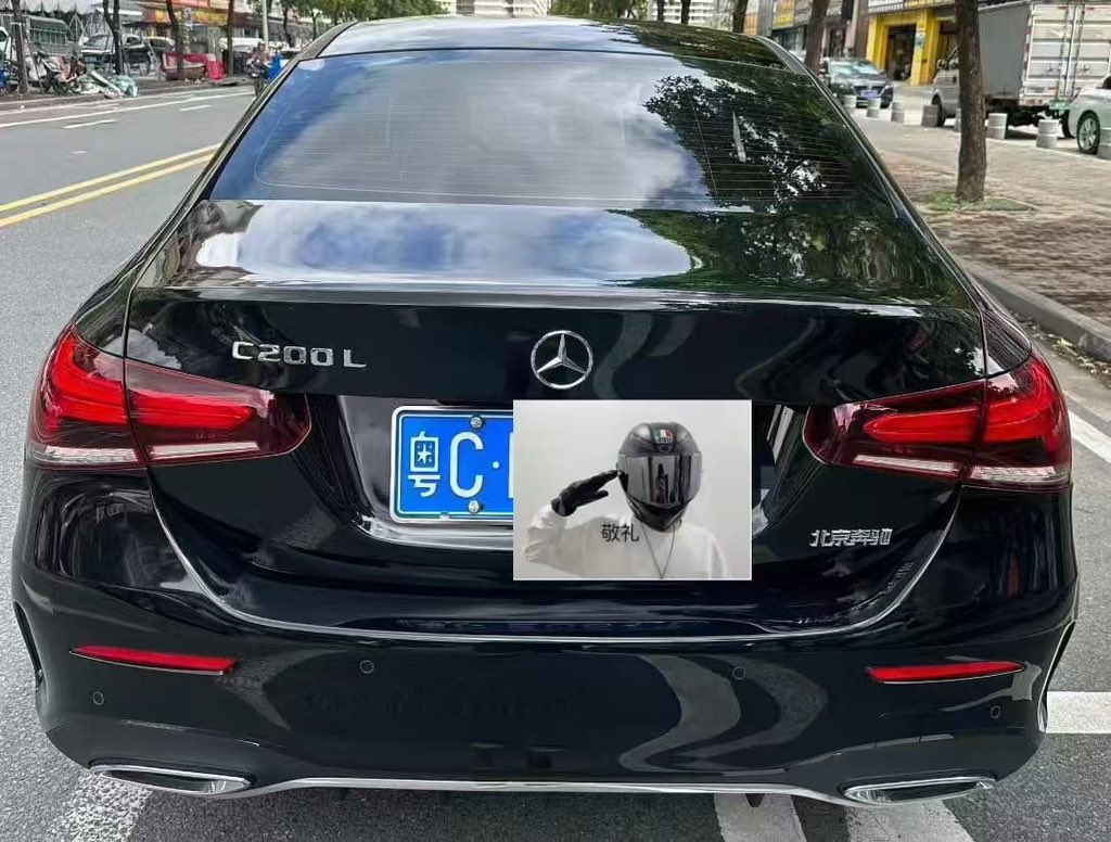 TOPT_TTT's tweet photo. Mercedes-Benz A200L automatic 1.3T high-spec model, dual sunroof, multifunctional steering wheel, one-touch start, LCD dual screens, dual electric leather seats. 
$9540
Location: China https://t.co/ALT8uZmAVZ