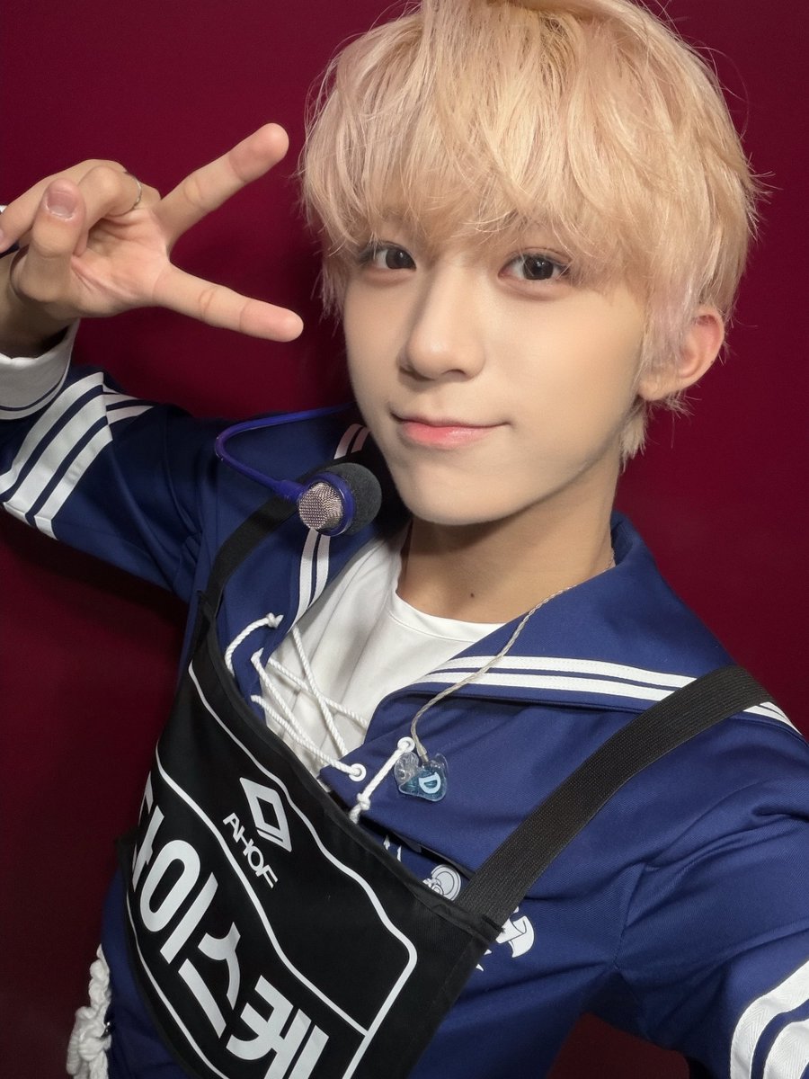 DAISUKEVOL's tweet photo. 연한화장 넘 조아요 https://t.co/sGE1zupG18