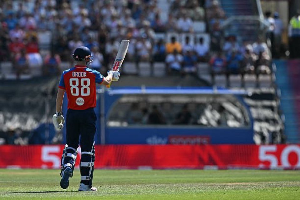 harrybrookcntrl's tweet photo. Harry Brook as England T20i Captain 

43.17 Average @ 179.9 SR https://t.co/qXG6bVMt3z