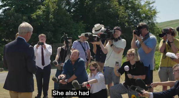 dave43law's tweet photo. Totally performative 

A camera opportunity away from the media questions

Make sure you get it all on film lads https://t.co/XFN4SrMujJ