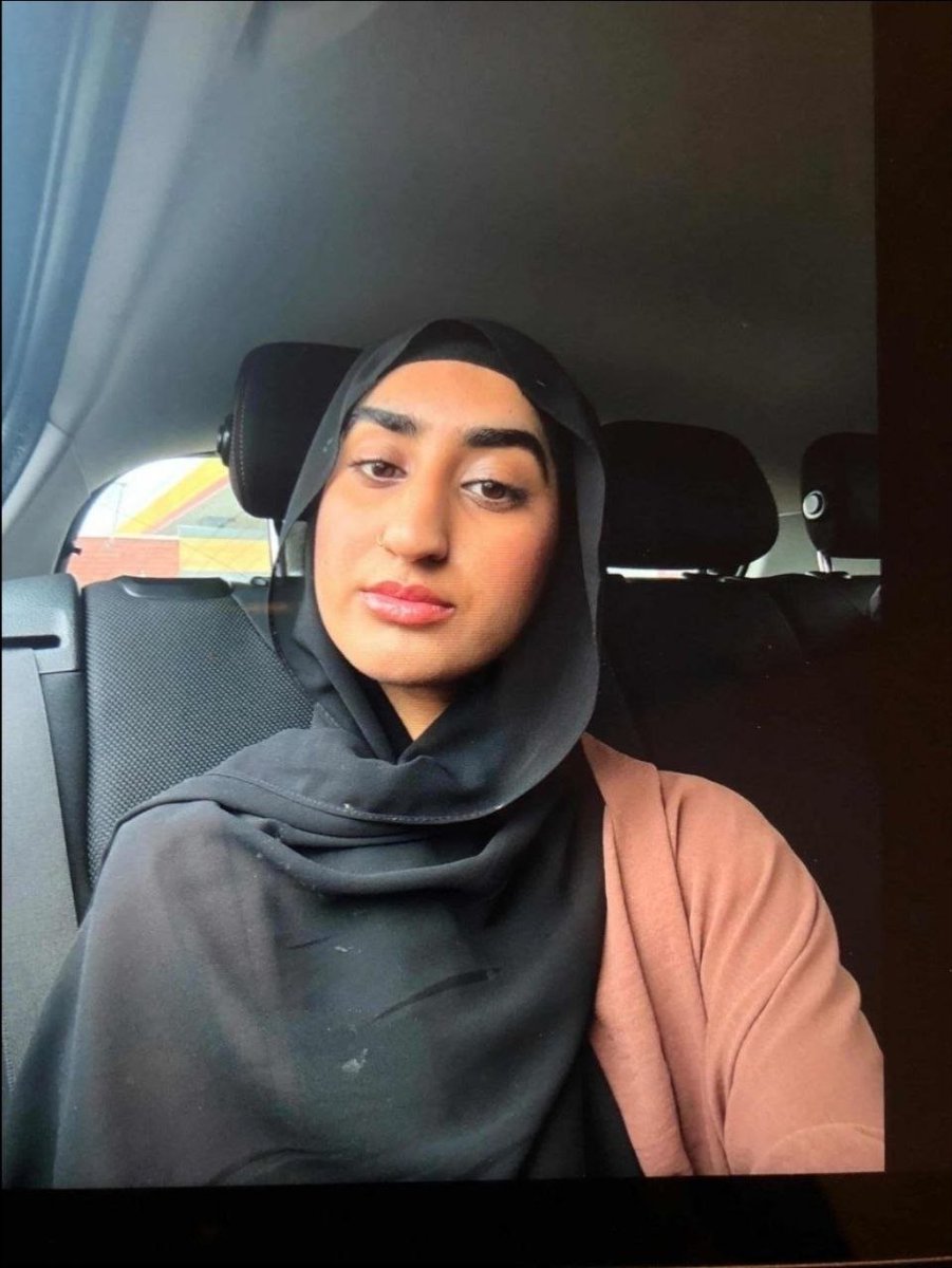 tribber2353's tweet photo. i have bunch of tapes of nl hijabi teens dm on tele
user: tradefye https://t.co/vc2T6vHeJD