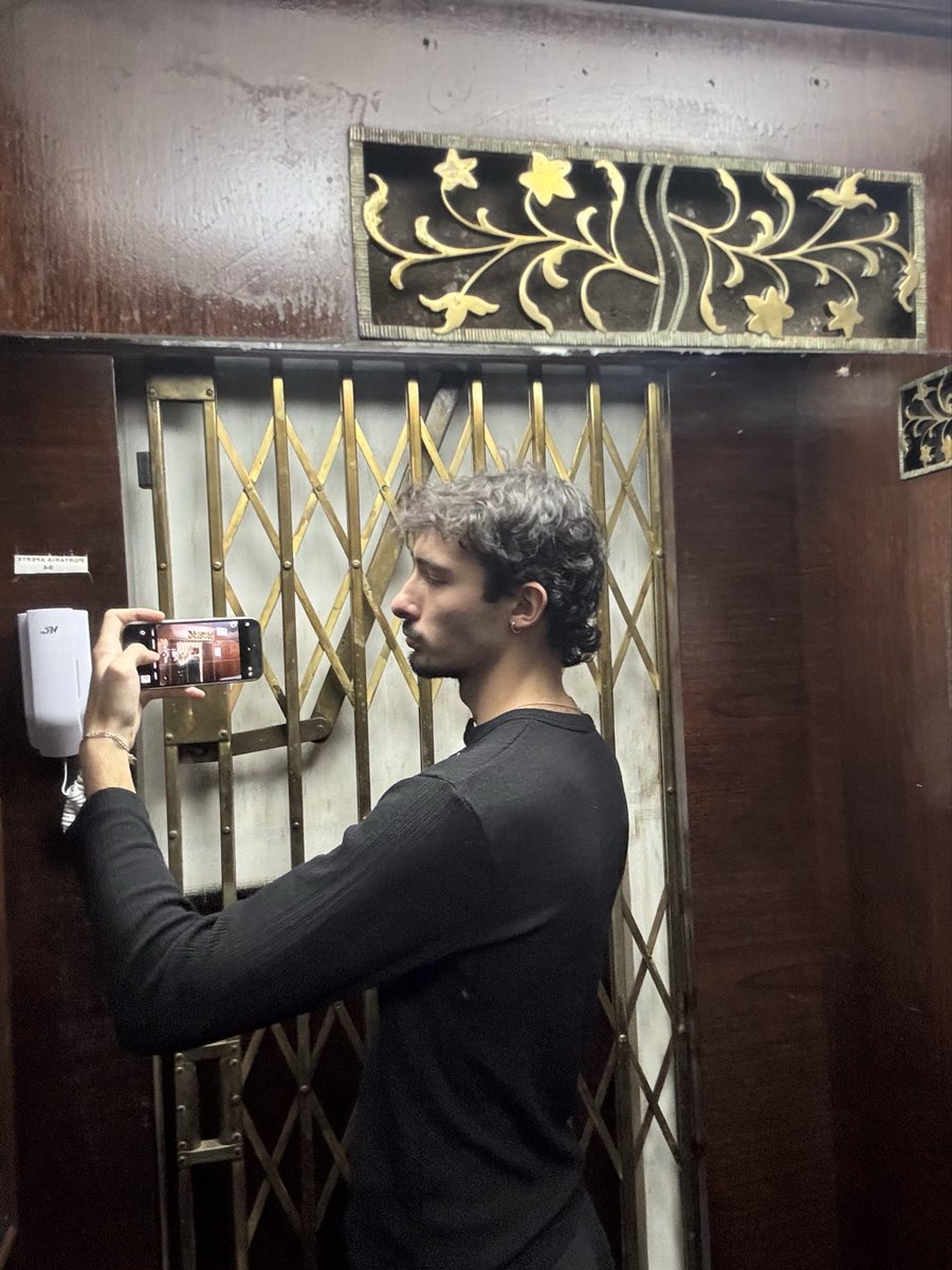 jptvzz's tweet photo. elevador lindo https://t.co/VQd8Hqy7FW