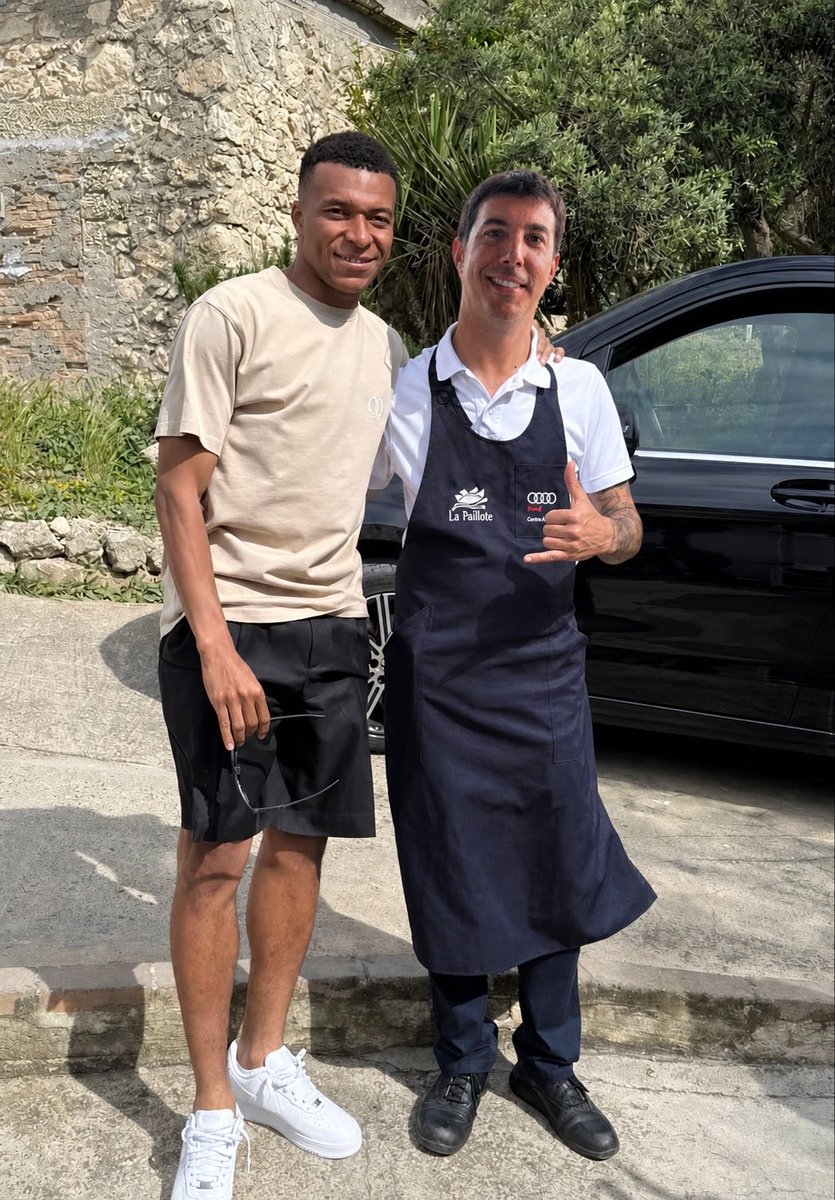 mr_angelote's tweet photo. Confiad en Ester, yo escuché cositas este dia en mi restaurante de Cerdeña

#OperacionArrozConVoces https://t.co/LwYs1sFfD8