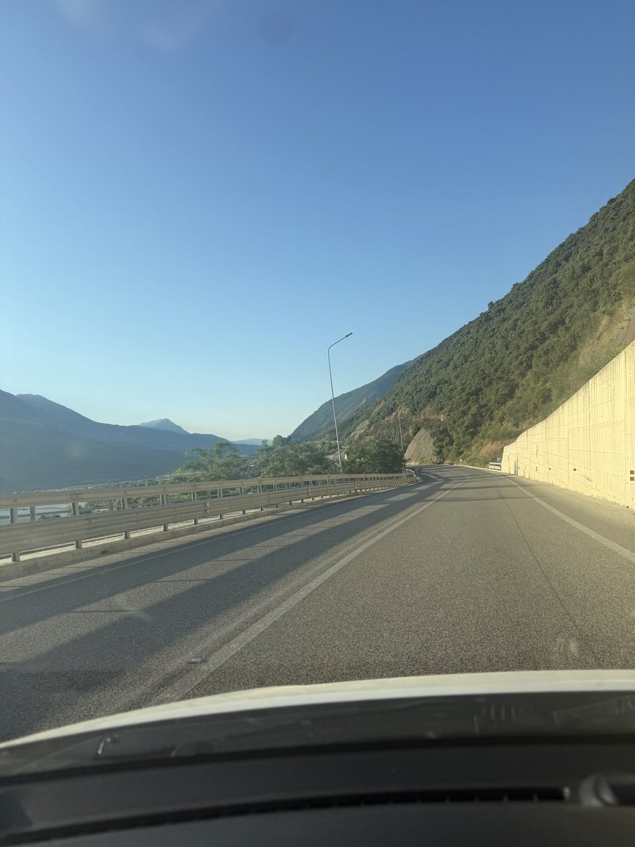 thmtuba's tweet photo. Günü idare ediş biçimim☀️
Location Adana https://t.co/XAor5BXtPi